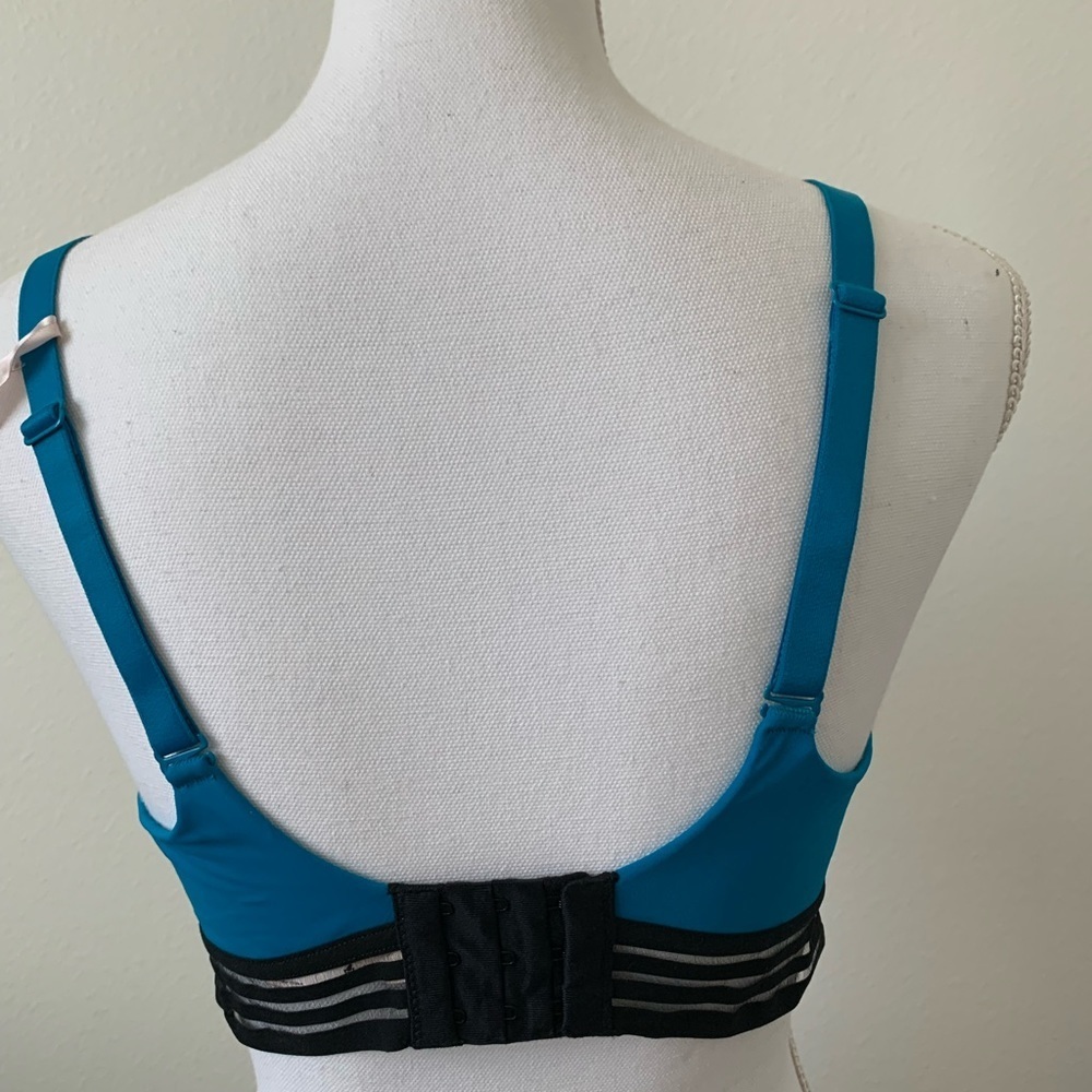 Bra - Picture 3 of 6